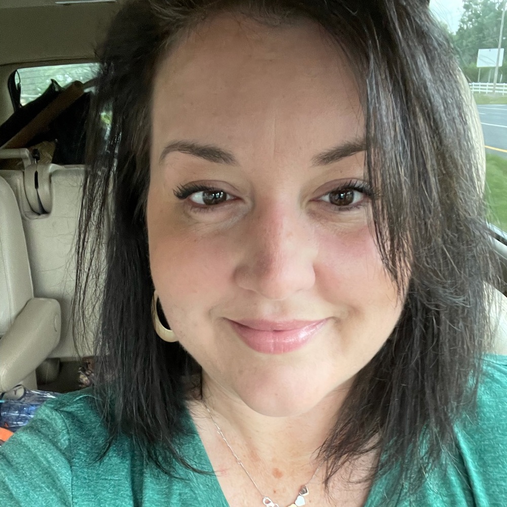 Meet your Posher, Lanie